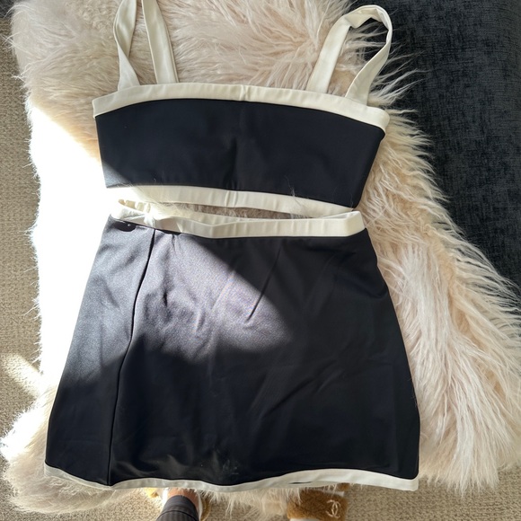 Reformation Set - Picture 2 of 3